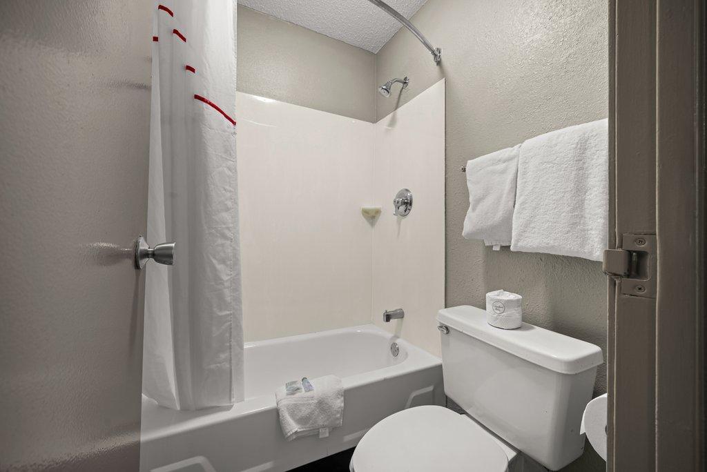 Red Roof Inn Detroit - Royal Oak/Madison Heights Dış mekan fotoğraf