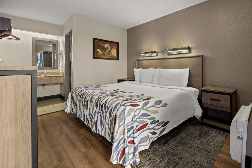 Red Roof Inn Detroit - Royal Oak/Madison Heights Dış mekan fotoğraf